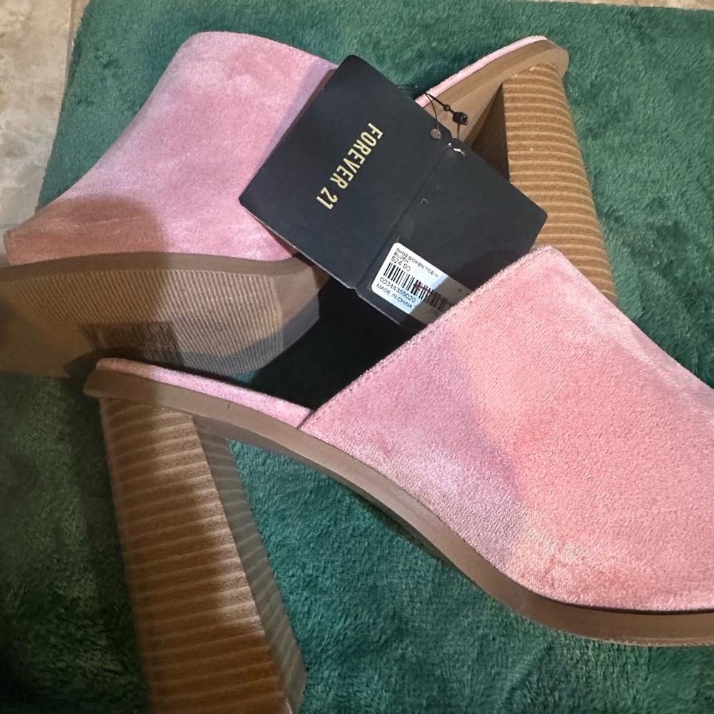 Forever 21 slip on, size 10 - Picture 1 of 2